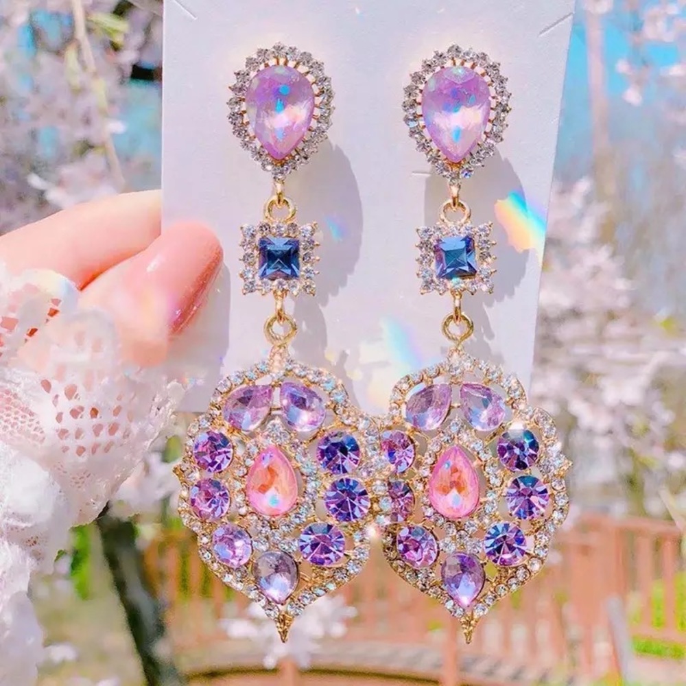 Colorful crystal dangling earrings NWT